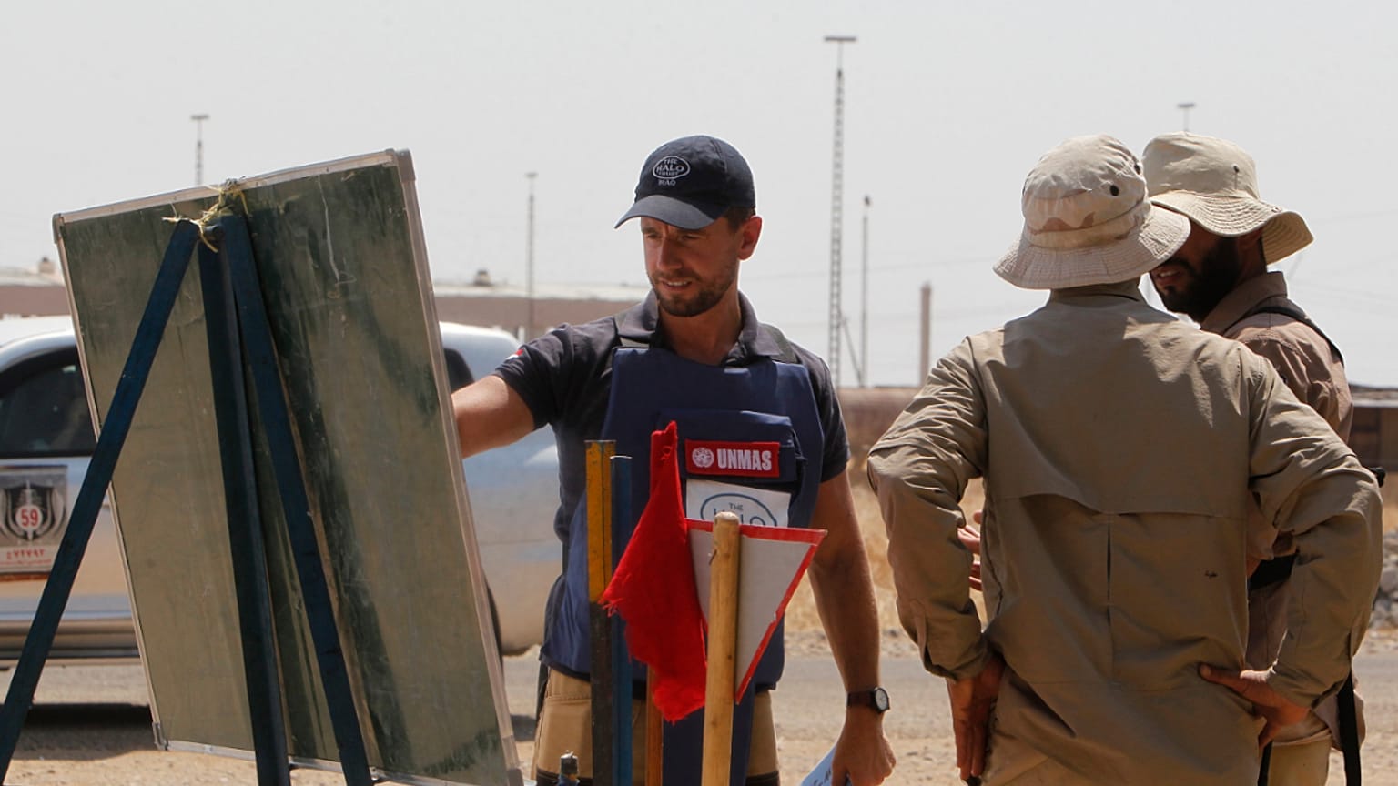 موظفون أجانب في مدينة بيجي، التي تعتبر منطقة غنية بالنفط 