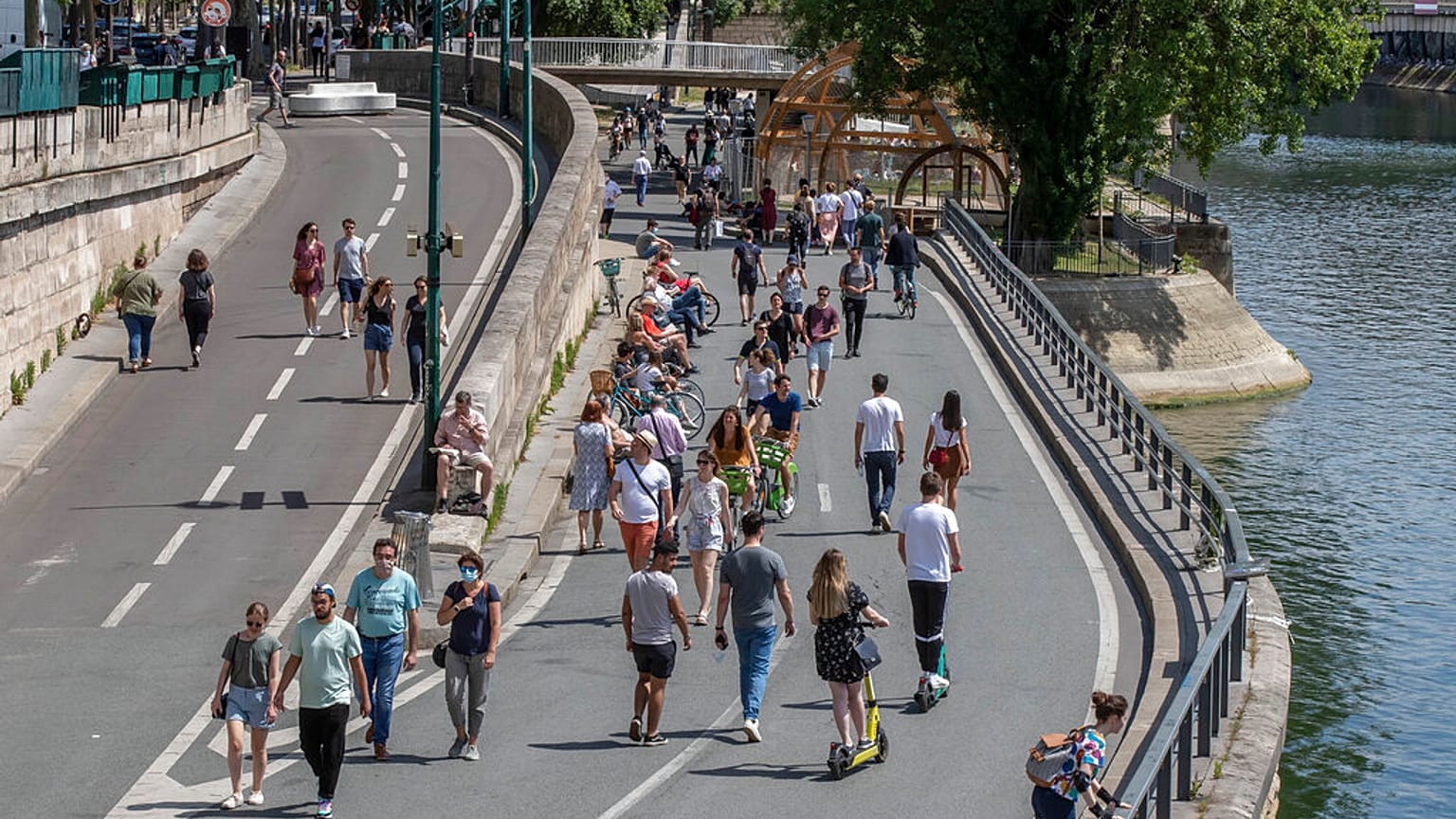 Paris an Himmelfahrt