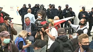 Manifestanti a Varsavia