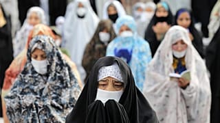 اقامه نماز با ماسک در عصر کرونا 