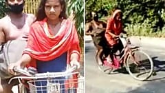 Jyoti Kumari and her father (https://www.thestatesman.com/)