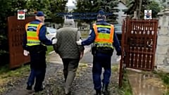 Un detenido por la policía húngara