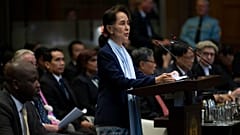 Myanmar lideri Aung San Suu Kyi Aralık 2019'da UAD'daki duruşmaya katıldı