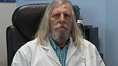 Ο Γάλλος λοιμωξιολόγος Ντιντιέ Ραούλ