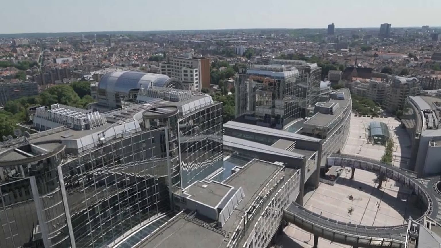 Poca fiducia di francesi e italiani nella Ue. Alta quella dei tedeschi