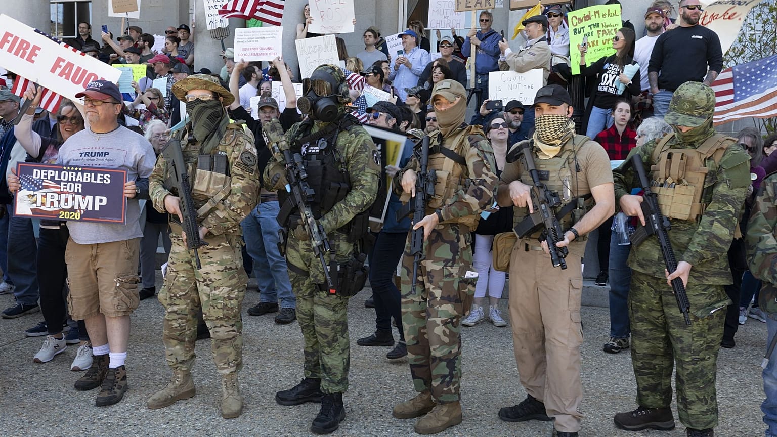 Manifestazione contro le misure di contenimento anti-Covid-19 a Concord, New Hampshire, il 2 maggio 2020.