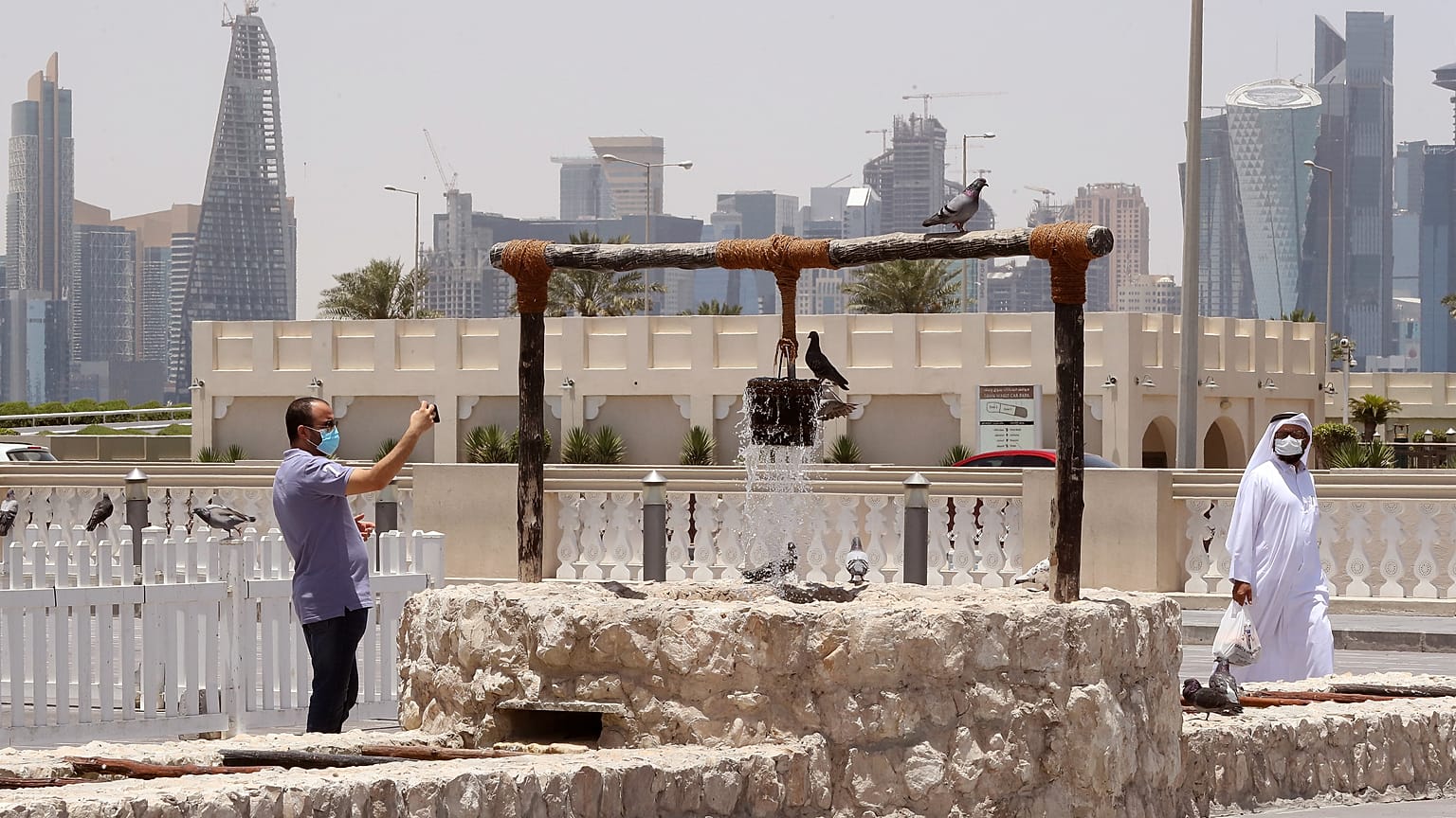 صورة لجانب من سوق واقف بالعاصمة القطرية الدوحة 17/05/2020