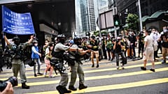 Hong Kong'da Pekin karşıtı protestolara polis müdahalesi