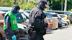 `پلیس آلمان و اسناد جعلی مصادره شده 