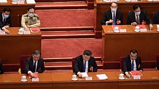 Vote du projet sur la sécurité à Hong Kong par les députés chinois, en présence du président Xi Jinping, à Pékin le 28 mai 2020