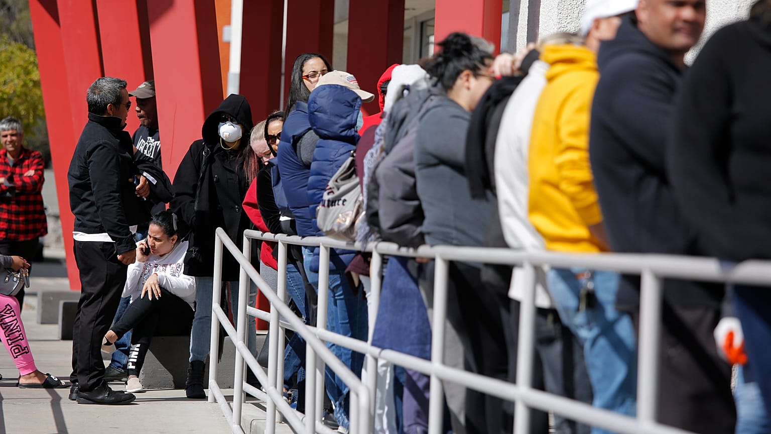 Nevada'da işsizlik başvurusu yapmayı bekleyenler 