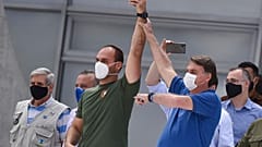 Eduardo Bolsonaro e Jair Bolsonaro