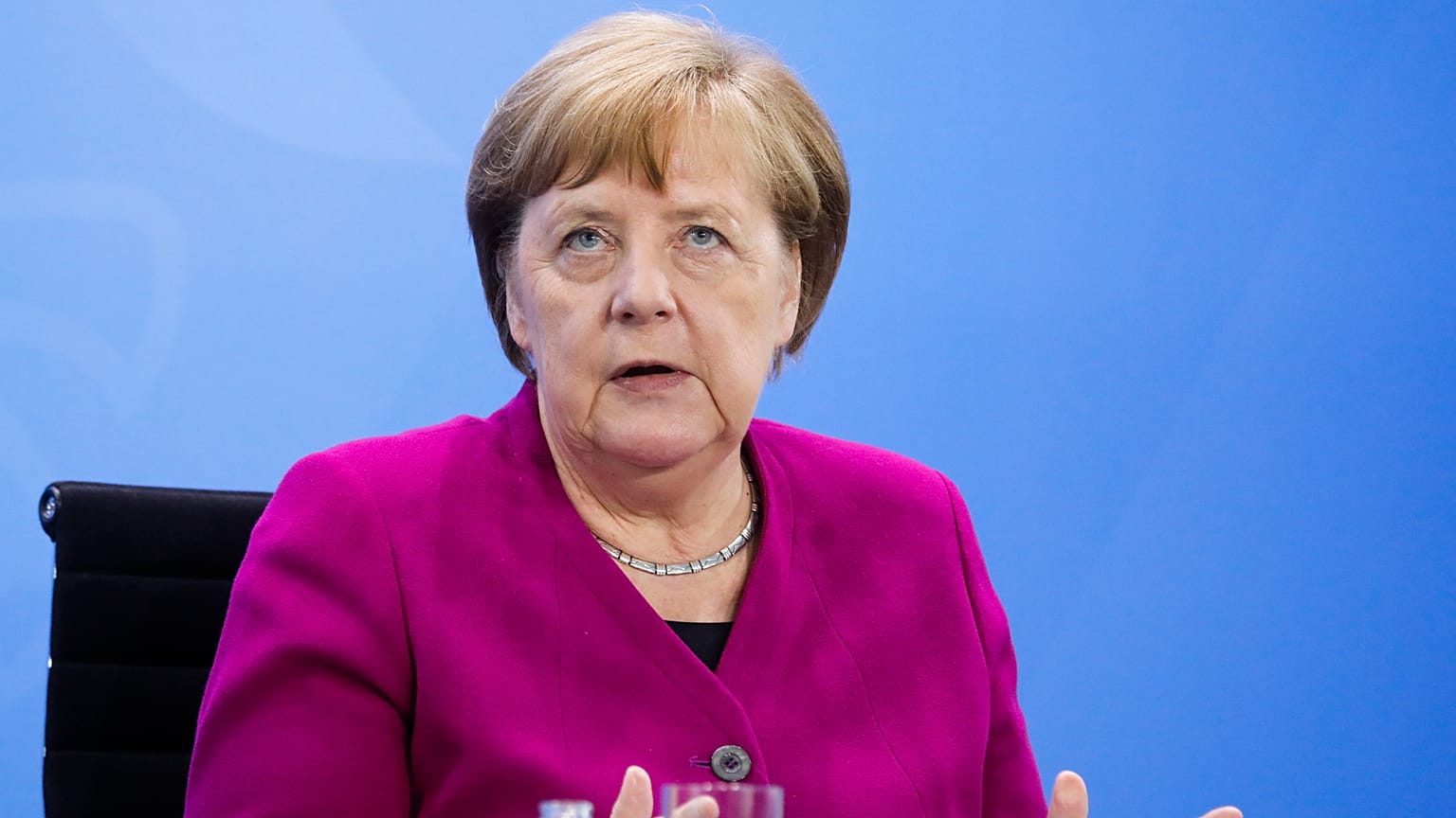 Avrupa’da Almanya, Fransa ve İtalya’yı kapsayan üç ülkedeki araştırmada Covid-19 salgını ile mücadele en güçlü görev onay desteği Alman lider Angela Merkel’e çıktı. 