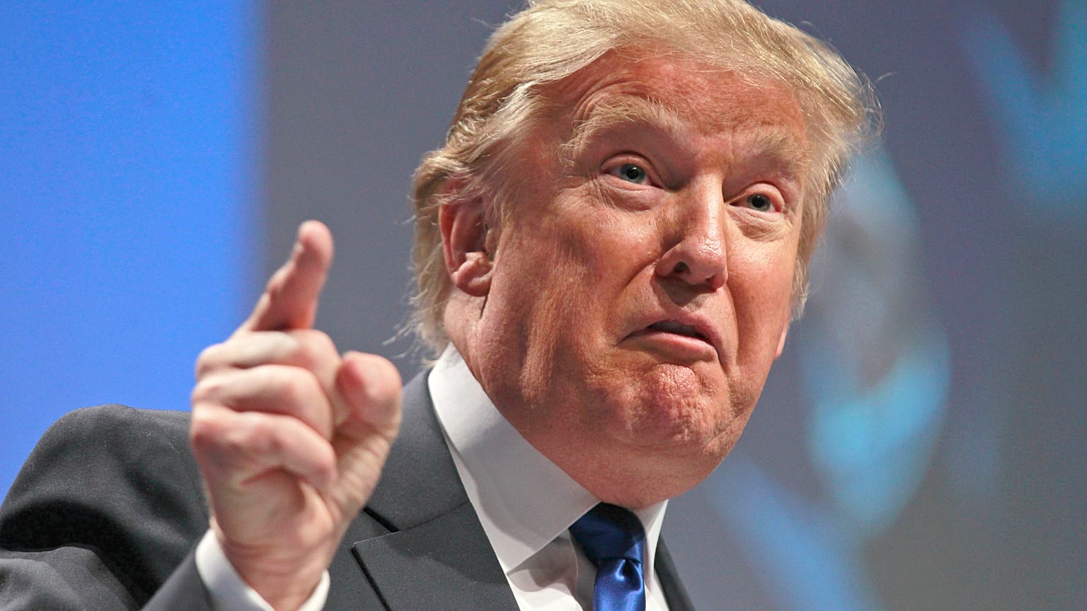 All'ultimo cinguettio: Trump contro Twitter, chi vincerà?