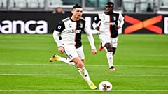 كريستيانو رونالدو لاعب نادي يوفنتوس الإيطالي 