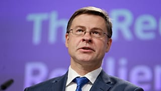 Валдис Домбровскис на видеоконференции в штаб-квартире Еврокомиссии