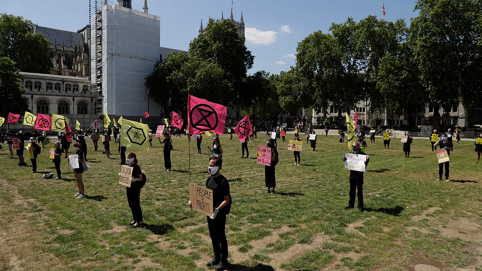 Акция протеста против политики правительства в борьбе с пандемией в Лондоне