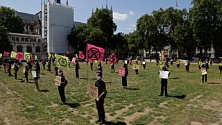Акция протеста против политики правительства в борьбе с пандемией в Лондоне