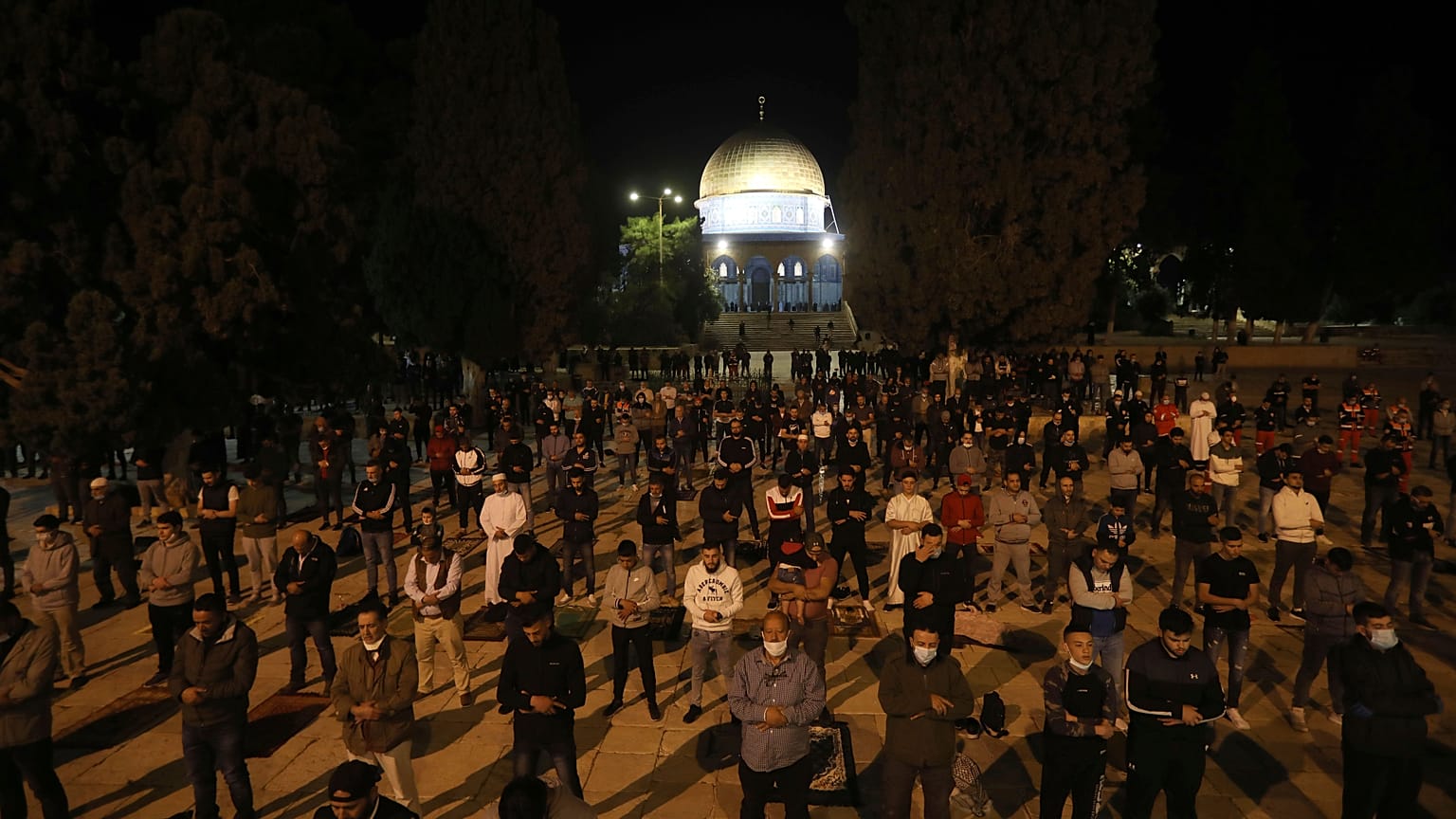 إعادة فتح المسجد الأقصى في القدس