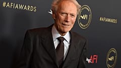 El actor, director y productor estadounidense Clint Eastwood cumple 90 años como ícono del cine y fiel a su estilo de "hombre duro" de Hollywood.