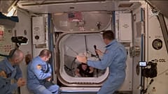 Erfolgreich angedockt: Erster bemannter SpaceX-Flug zur ISS geglückt 