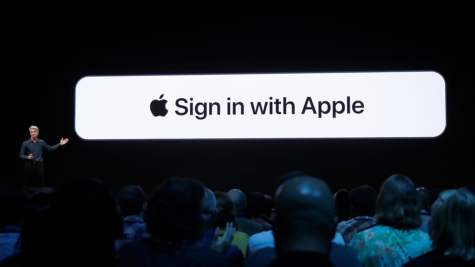 "Apple ile oturum aç"