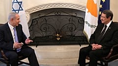Cyprus' president Nikos Anastasiades and Israeli Prime Minister Benjamin Netanyahu