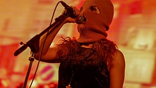 Pussy Riot regressam com "1312"