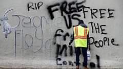Παγκόσμια κατακραυγή για τον θάνατο του Τζορτζ Φλόιντ 