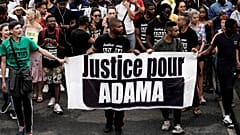 Archive : marche pacifiste organisée à Beaumont-sur-Oise le 20 juillet, en la mémoire d'Adama Traoré, mort lors de son interpellation par la gendarmerie en 2016