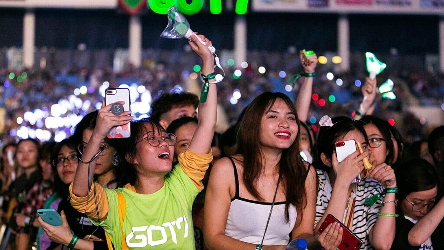 Fans bei einem K-Pop-Konzert in Hanoi, Vietnam, 26. November 2019. 