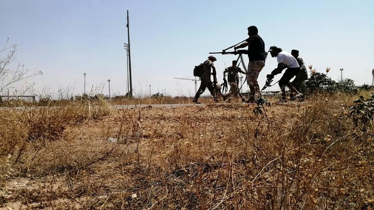 Libya'da ordusu Hafter'in kontrolündeki Trablus Havaalanı’nda kontrolü sağladı