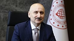 Ulaştırma ve Altyapı Bakanı Adil Karaismailoğlu