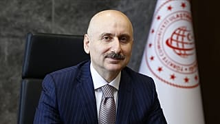 Ulaştırma ve Altyapı Bakanı Adil Karaismailoğlu