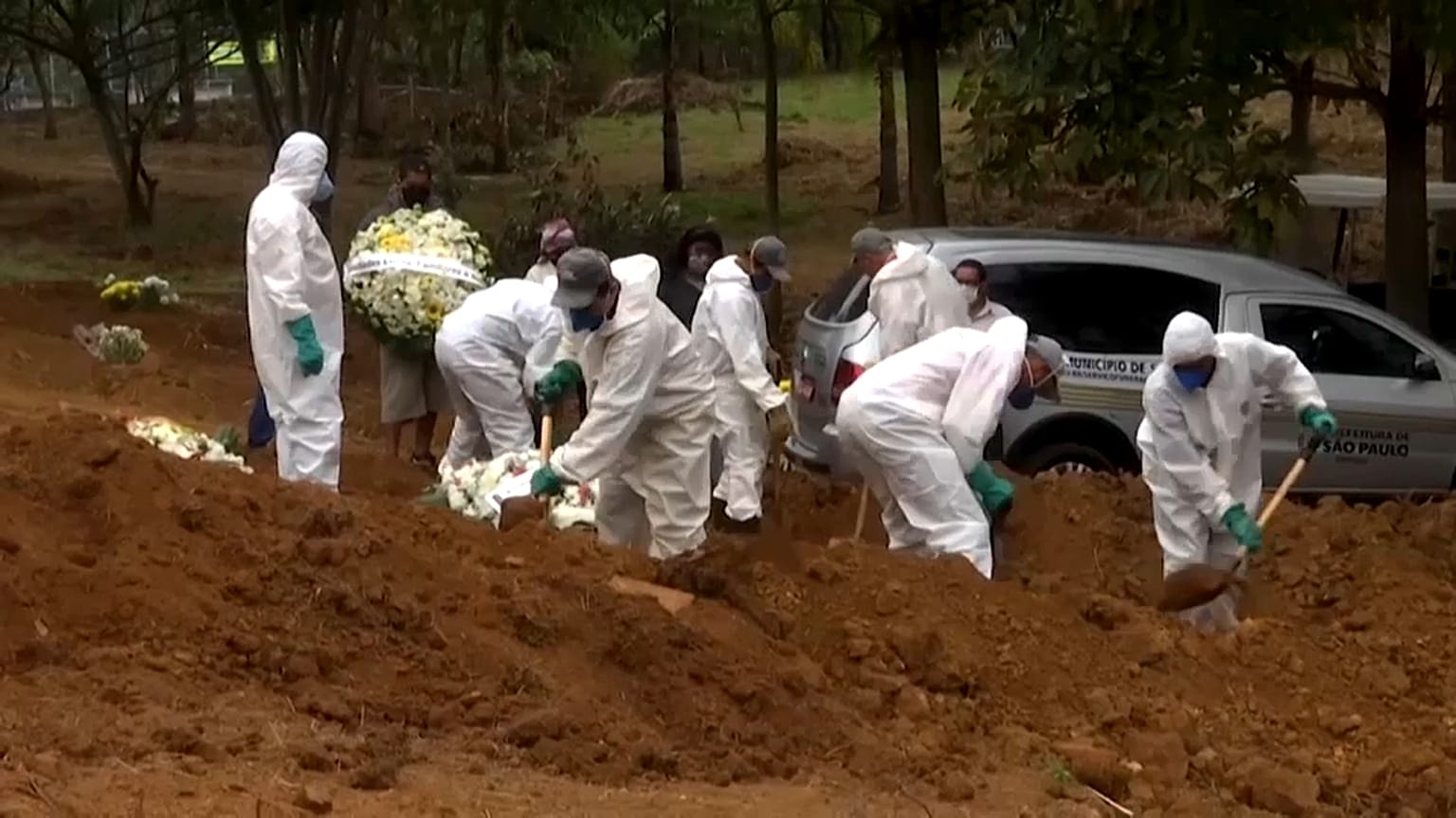 Entierro en el cementerio Sao Luiz, Sao Paulo