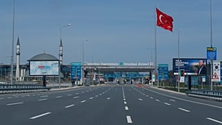 αεροδρομιο κωνπολη