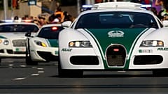 سيارات تابعة لشرطة دبي