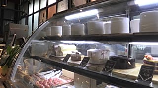 Présentoir d'une pâtisserie de Kuala Lumpur, en Malaisie