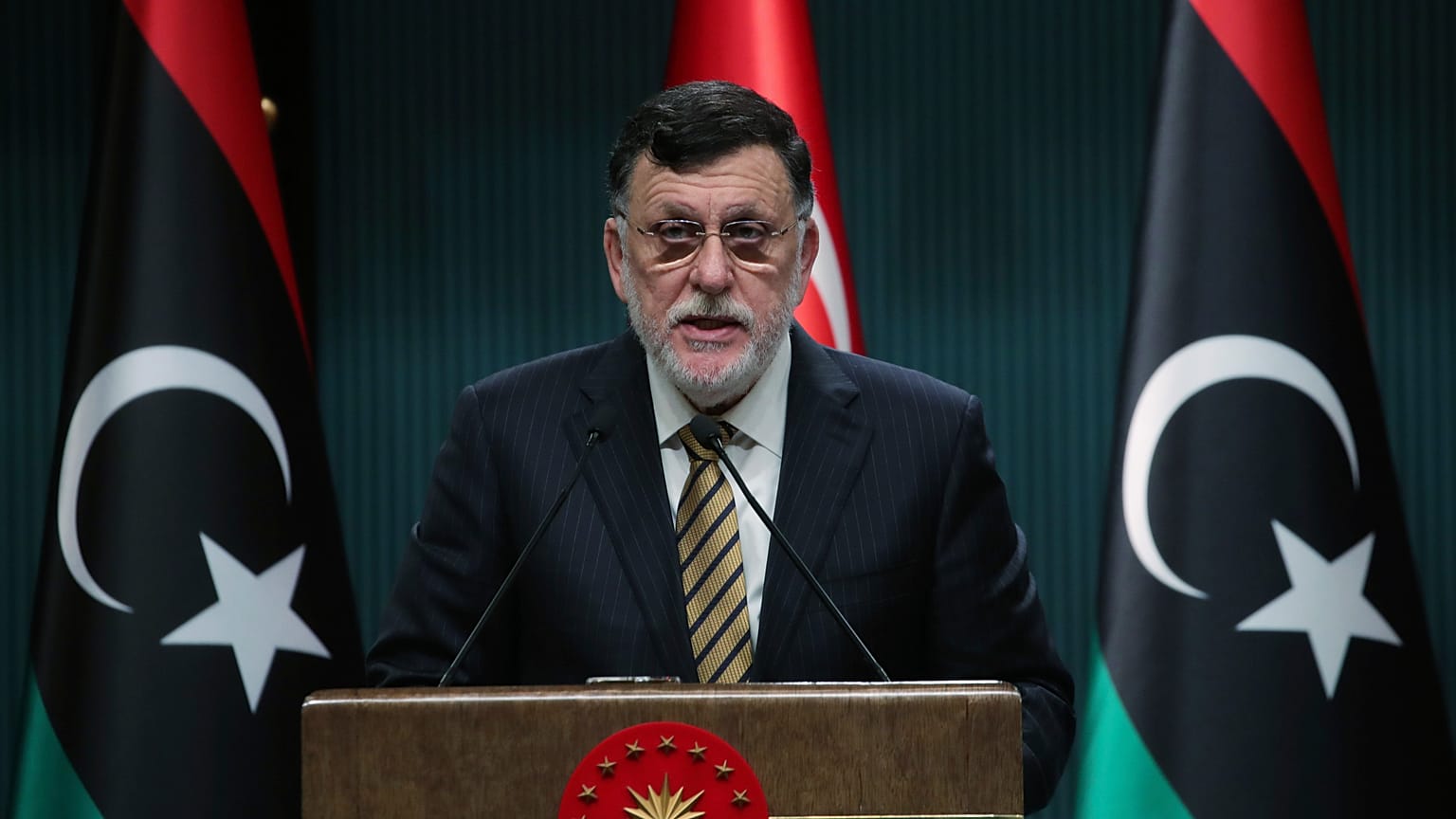 فايز السراج