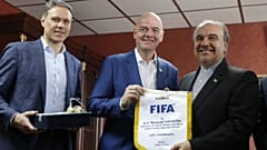 دیدار رئیس فیفا با وزیر ورزش ایران