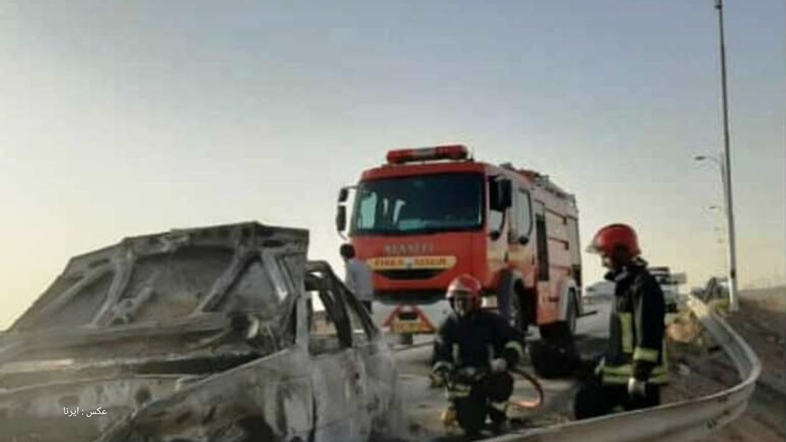 آتش گرفتن خودروی حامل مهاجران افغان