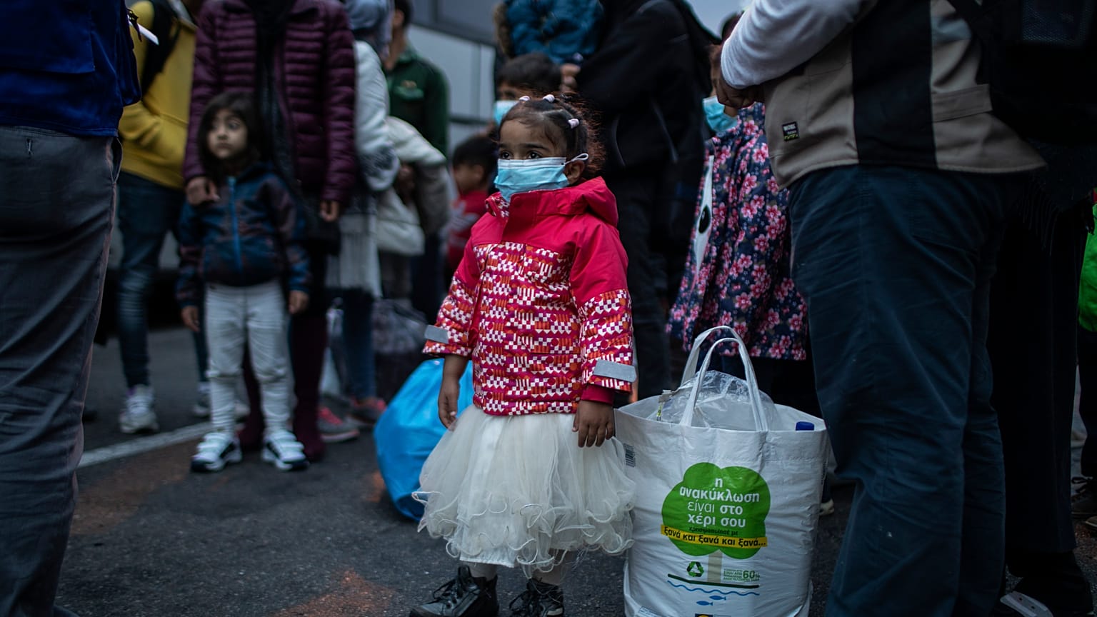  Refugees waiting in line
