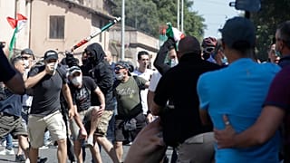 Violência marca manifestação de "ultras" e neofascistas em Roma