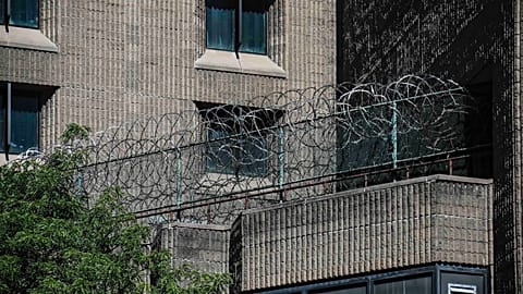 В австралийской тюрьме против заключенных применили слезоточивый газ