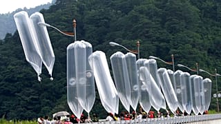Güney Kore'den Kuzey'e gönderilen balonlar