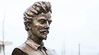 Petőfi Sándor mellszobra Kápolnásnyéken