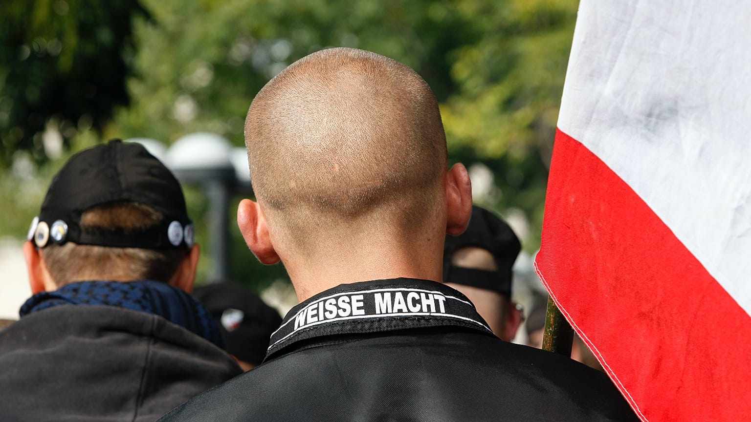 Neonáci felvonulás Berlinben