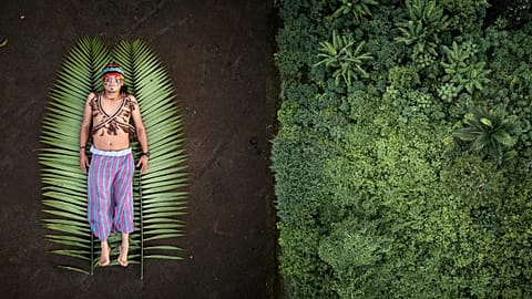 José is one of the leaders of the Achuar indigenous people in the Sharamentsa community. He defends his rainforest by generating collaborative projects.