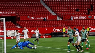 LaLiga arranca con un homenaje a las víctimas de la pandemia