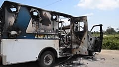 Ambulancia quemada por los habitantes de Villa Las Rosas